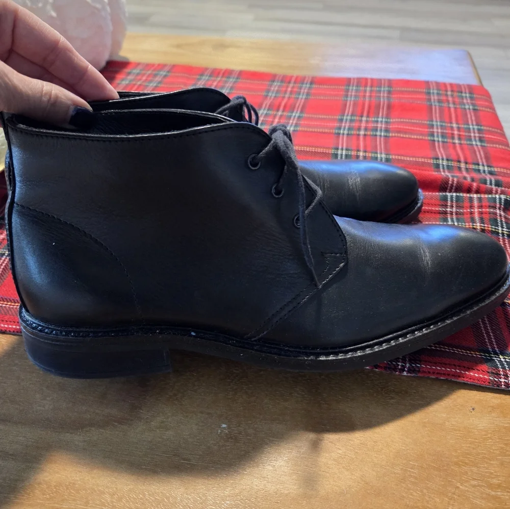 ALFANI MEN'S LOMBARD BLACK LEATHER CHUKKA BOOTS SIZE 9.5